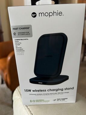 mophie 15W Wireless Charging Stand - Black